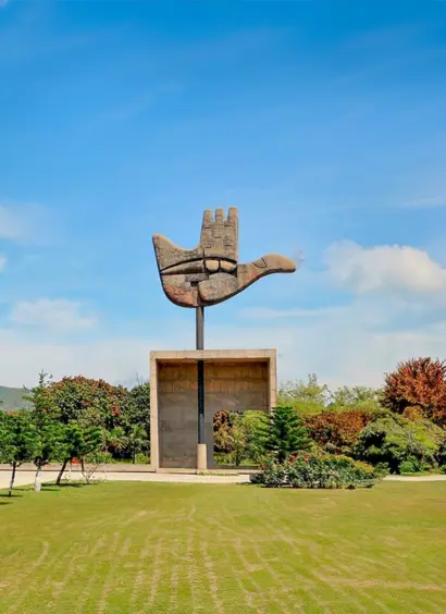 Chandigarh Taxi Service